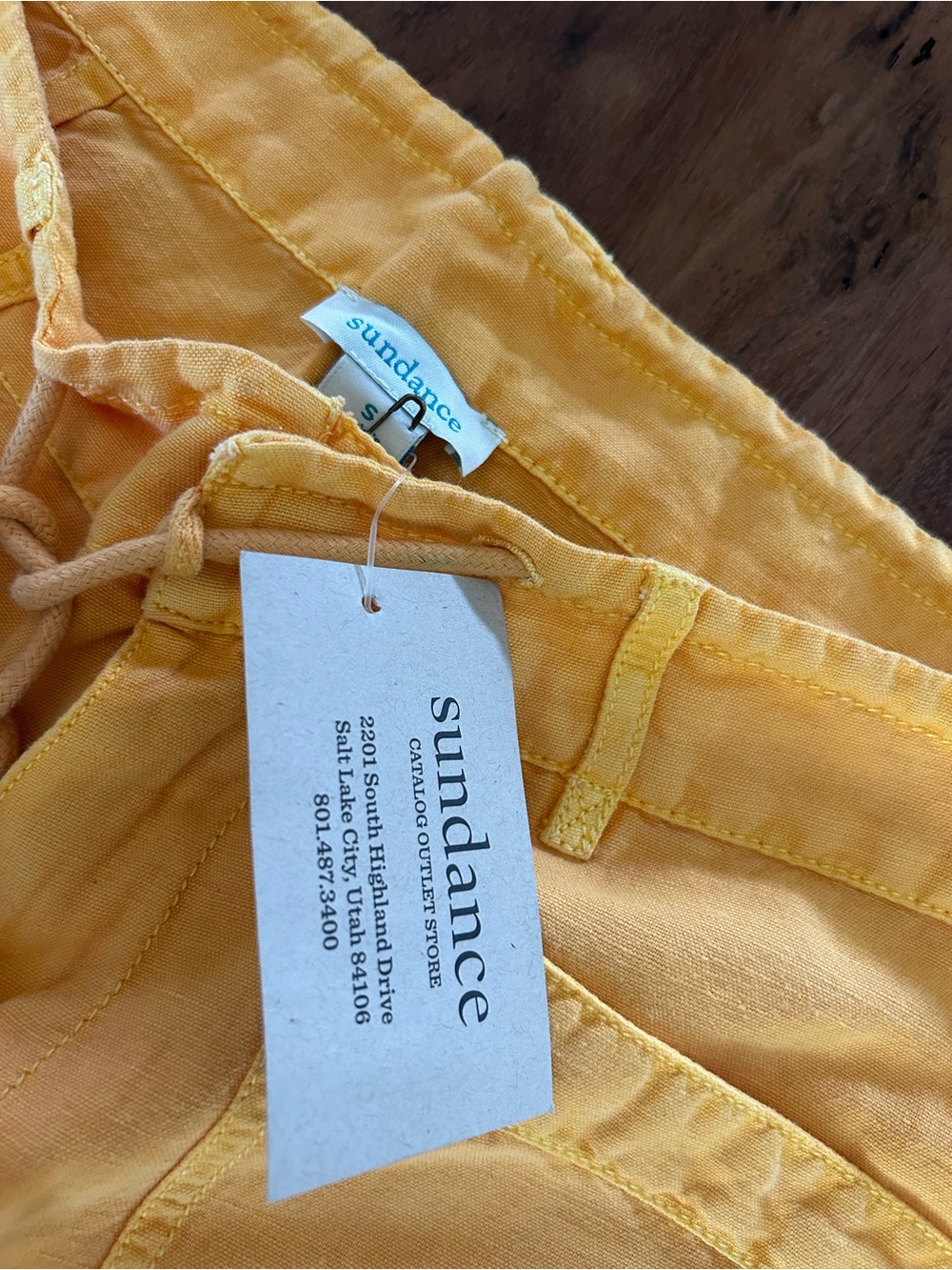 Sundance NWT Yellow Linen Blend Drawstring Utility Cuffed Shorts Small - Picture 2 of 4